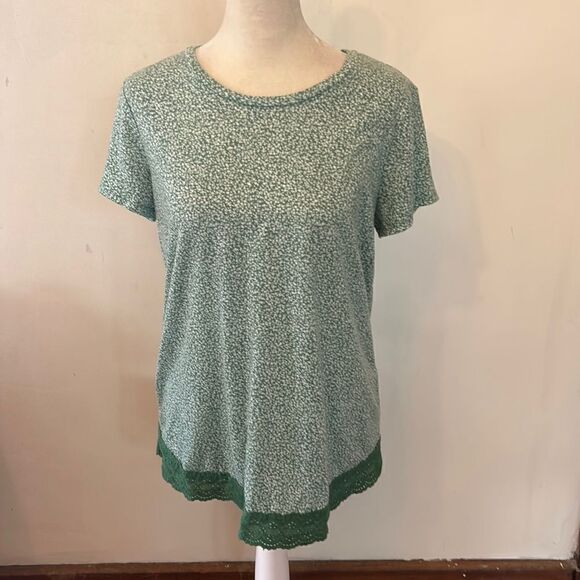 LC Lauren Conrad green white floral short sleeve tee Size M - Picture 1 of 9